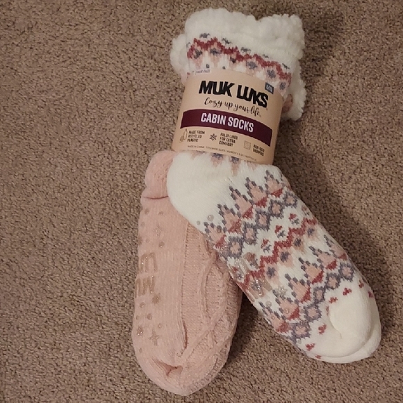 Muk Luks Accessories - Muk Luks Pink and White Cabin Socks